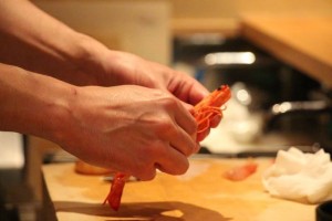 Junichi preparing a botan shrimp Nigiri